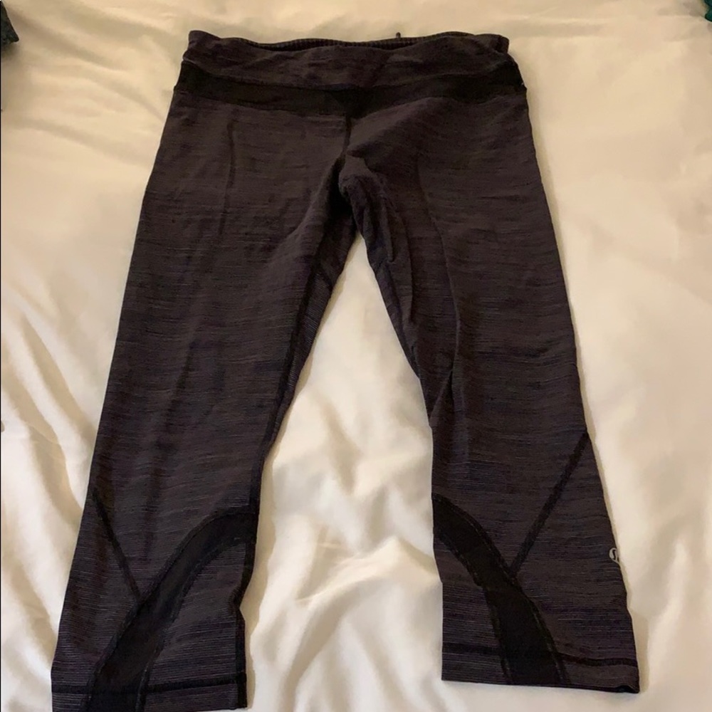 Lululemon run inspire crop leggings grey stripe 8
